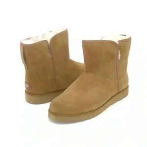UGG W Cory II Bootie Size 11 in Tan/Cognac NEW Without box